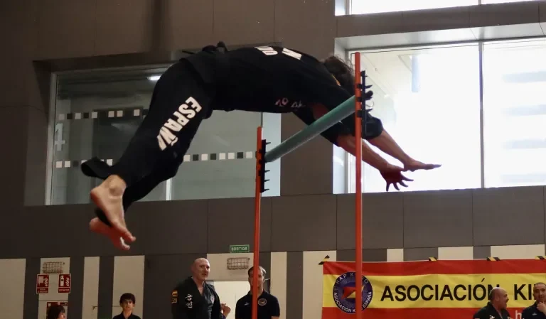 salto de altura y tecnica de caida hapkido kong in campeonato de españa